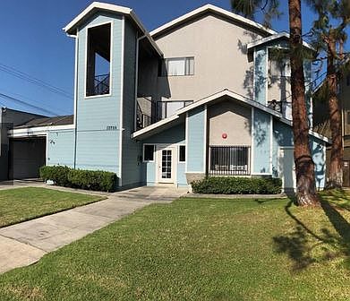 1st image of 13700 Lemoli Ave APT 19