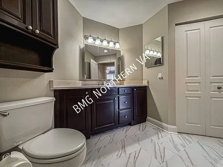 5565 Seminary Rd #404 — Photo 17