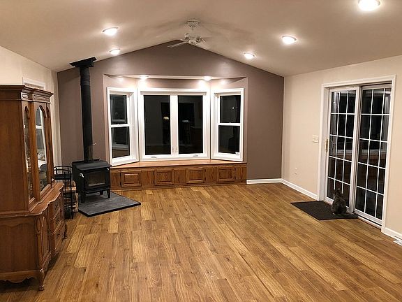 2nd image of 107 Thayer Ave