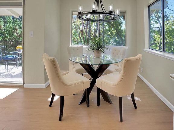 5th image of 420 Alberto Way Unit 15