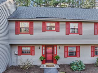 10 Wolfeboro Cmn, Wolfeboro, NH 03894