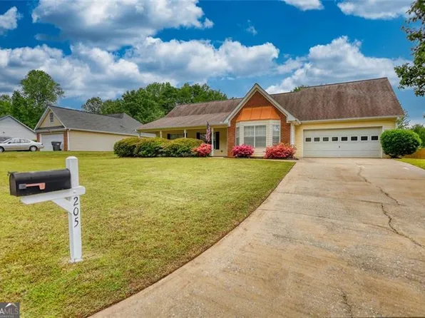 205 Summer Walk Dr, Covington, GA 30016