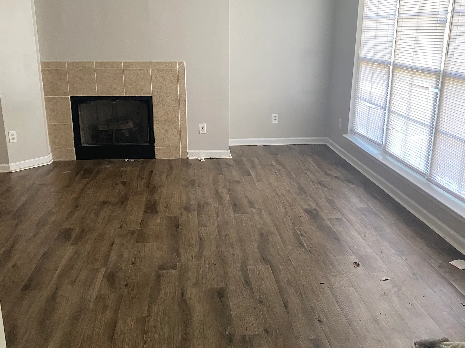 3 bed, 2.5 bath, 1106 sqft, $2,400 — Photo 4