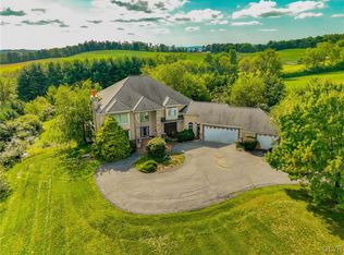 635 S Cottonwood Rd, Northampton, PA 18067