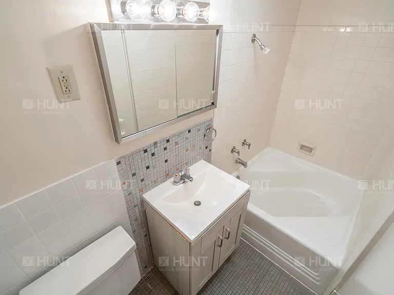 1525A Castle Pl SE — Photo 15