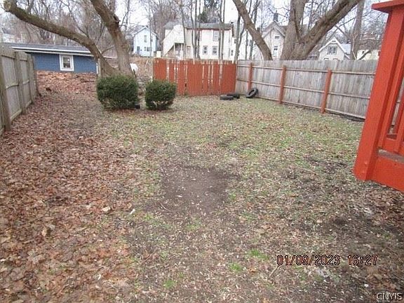 4th image of 621 Hawley Ave