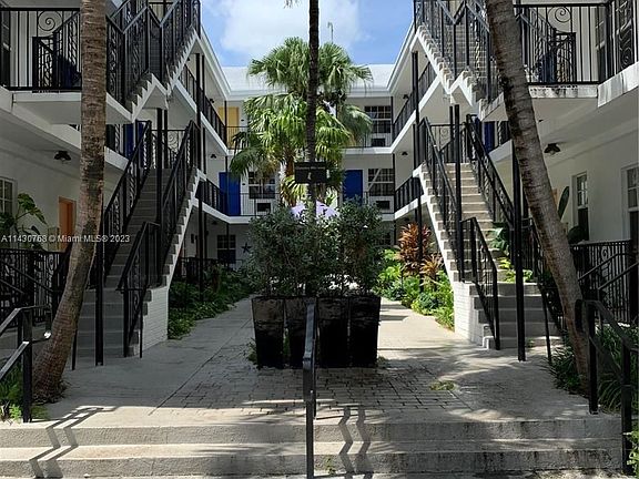 2nd image of 1330 Pennsylvania Ave #114
