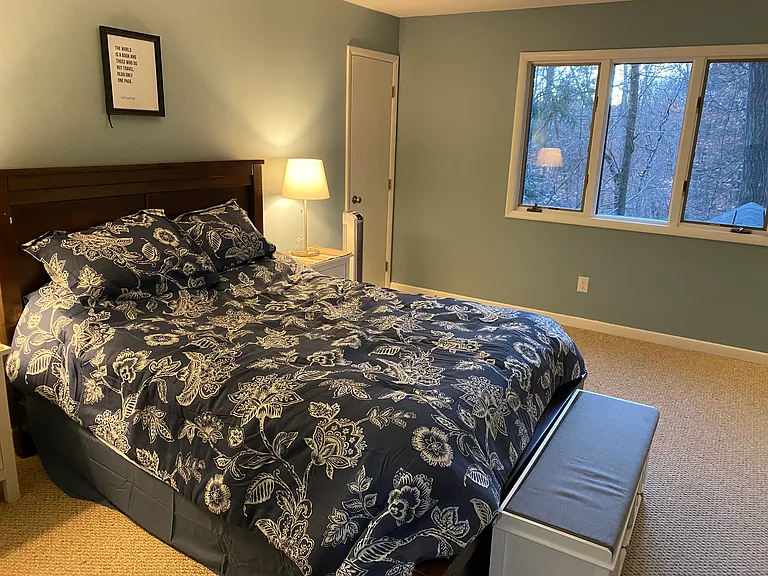 329 Continental Dr — Photo 7