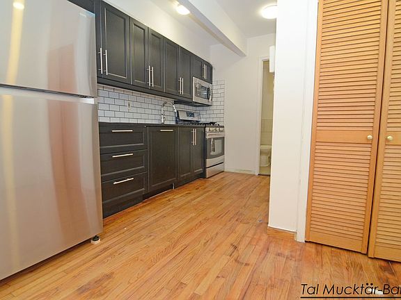 2nd image of 28 Orchard St APT 4A