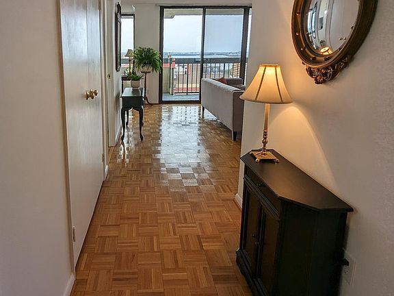 3rd image of 400 Madison St APT 1906