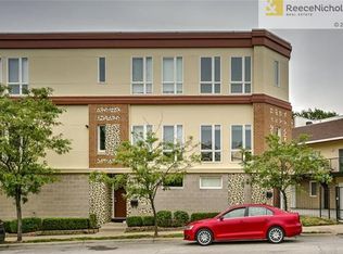 2955 McGee Trfy, Kansas City, MO 64108