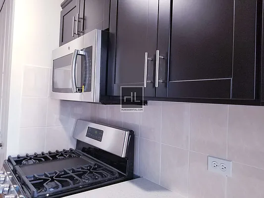 Rented by Highline Residential | media 27