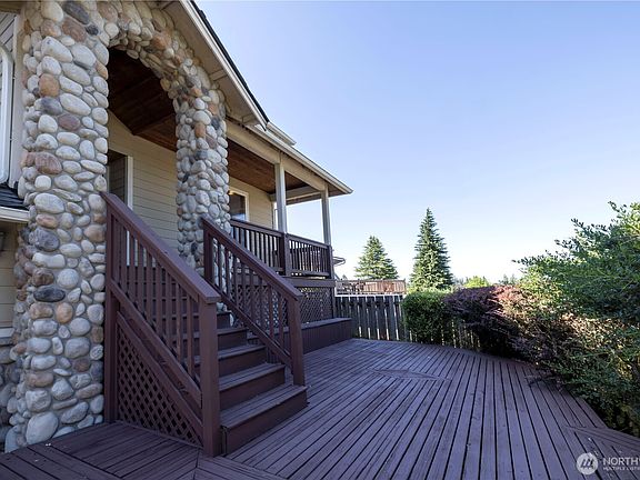 2nd image of 27111 141st Avenue SE