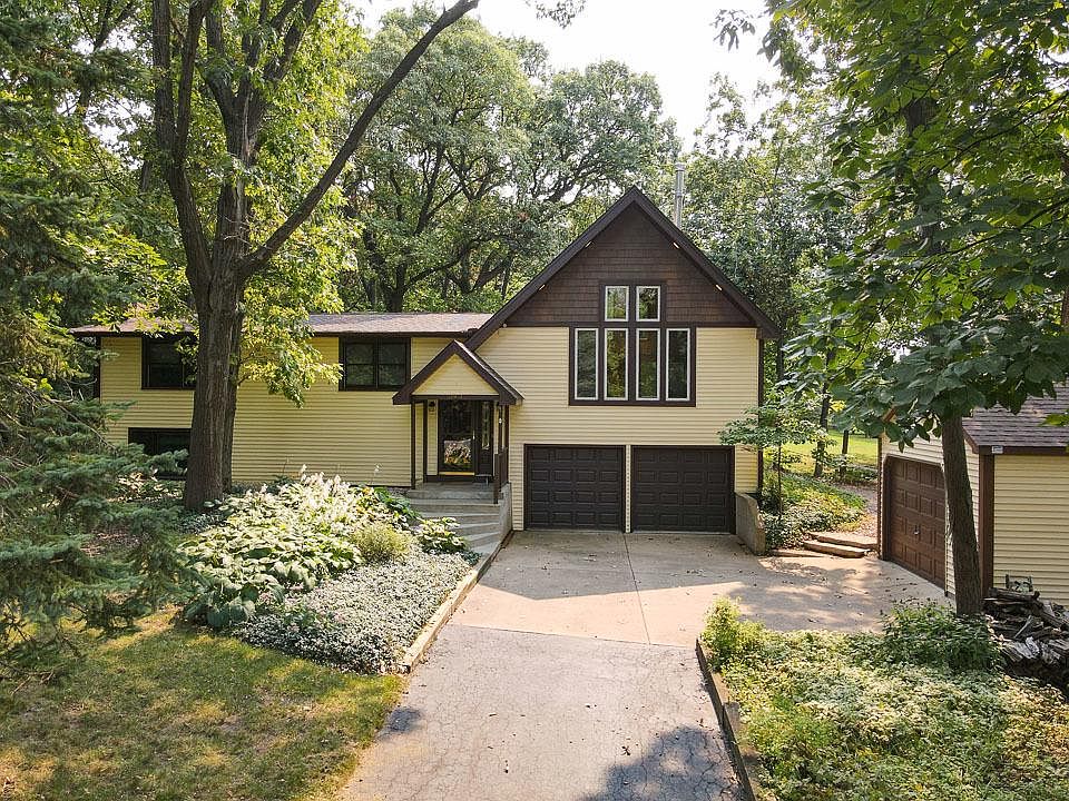 1st image of 21971 W Brentwood Ln