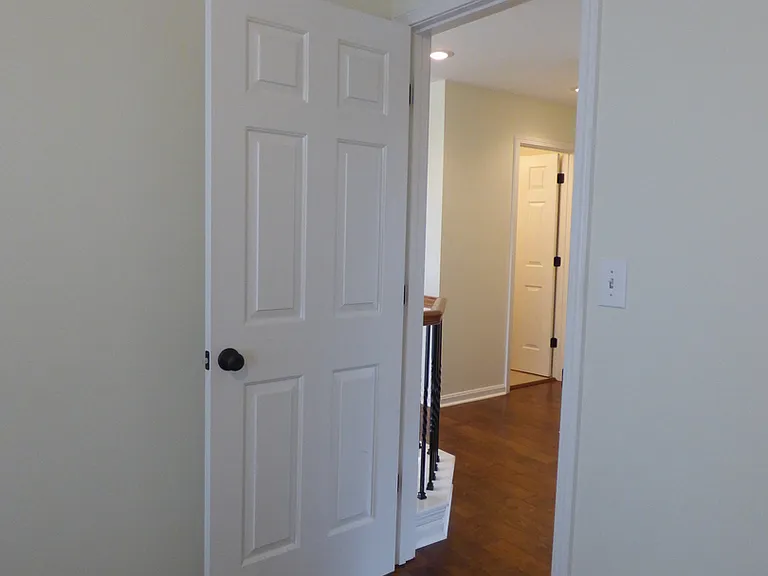 2205 Barrington Ln — Photo 37
