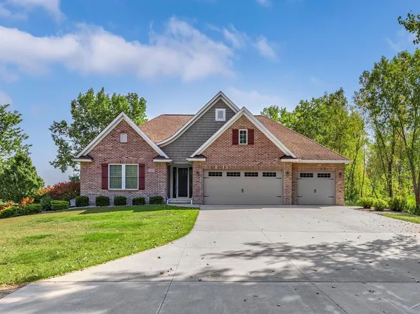 1255 S Nine Mile Rd, Kawkawlin, MI 48631