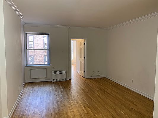 1st image of 210 W 104th St #6