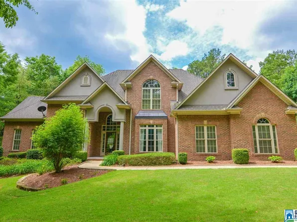 579 Eagle Point Ln, Pell City, AL 35128