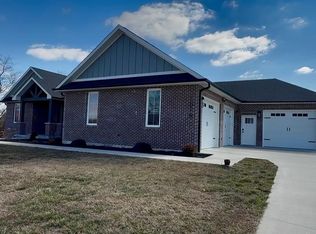 1615 Ashley Trace Ct, Jackson, MO 63755