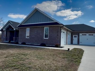 1615 Ashley Trace Ct, Jackson, MO, 63755