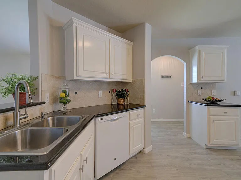 29003 W Pecos River Ct — Photo 9