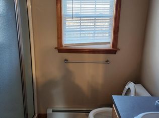 230 Albee Rd, Uxbridge, MA 01569