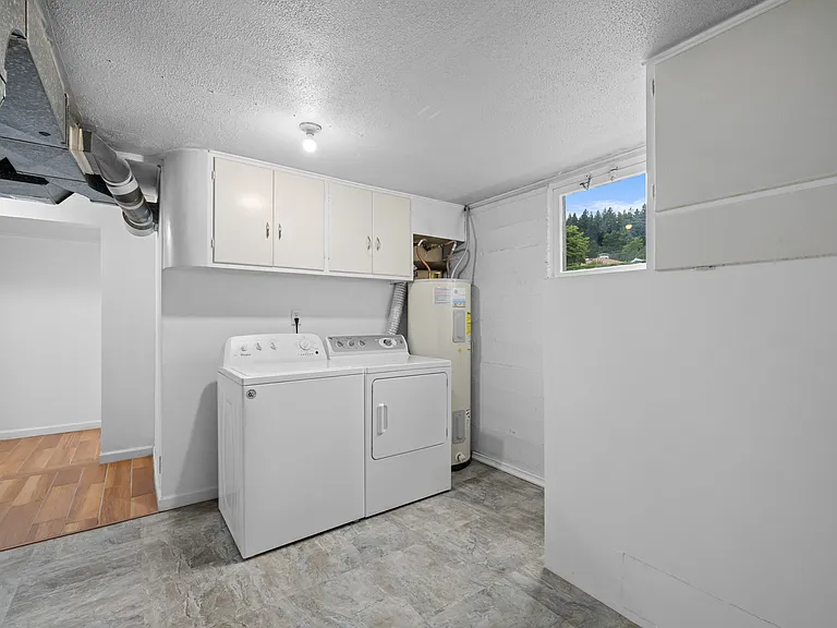 203 NW 19th Ave — Photo 21