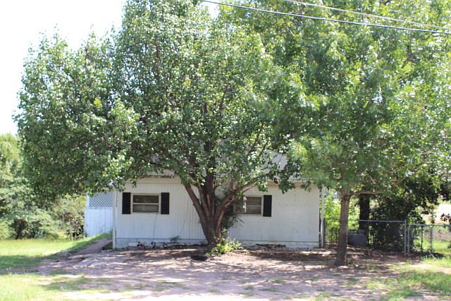 1st image of 101 Cottonwood Trl