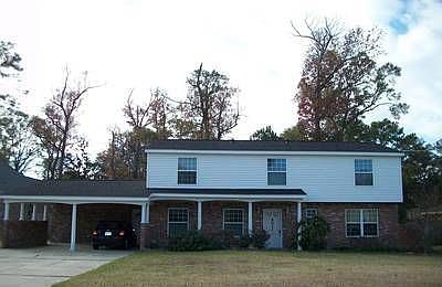 1st image of 4011 Wooded Dr