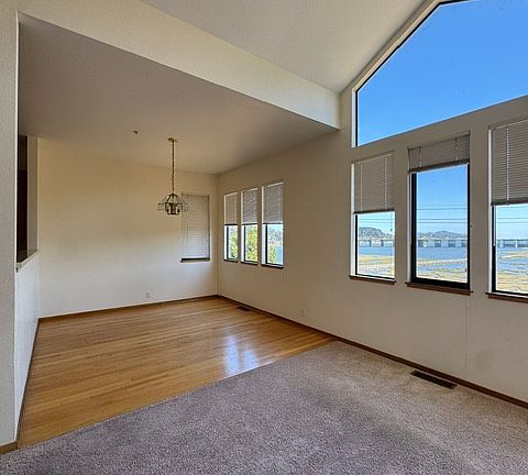 5th image of 203 Morning Sun Ave APT B
