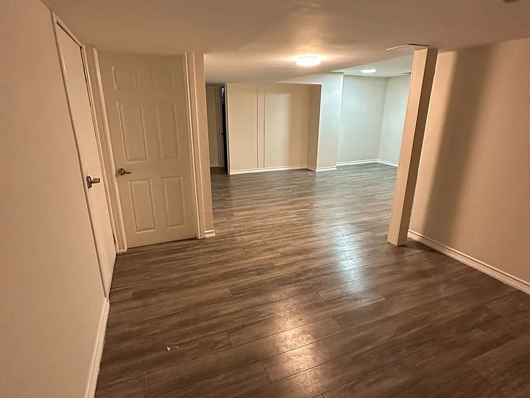 25 Fitzwilliam Ave #BASEMENT — Photo 8
