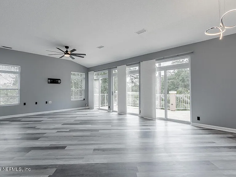 1770 Victoria Chase Ct — Photo 65