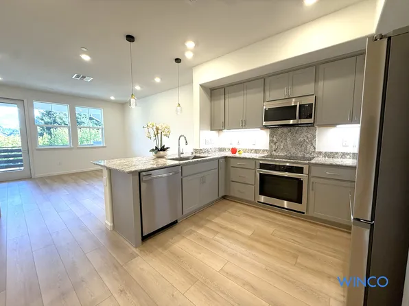 3810 Norbridge Ave, Castro Valley, CA 94546