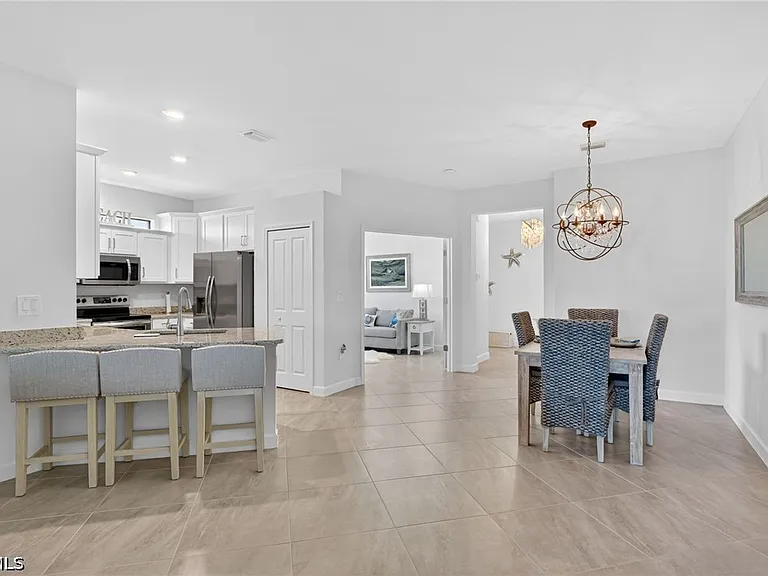 14001 Hunter Oak Dr — Photo 7
