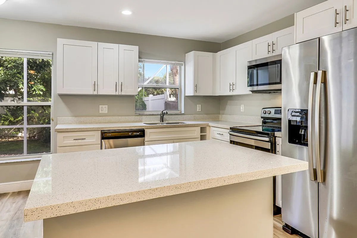 3 bed, 2.5 bath, 1778 sqft, $3,500 — Photo 3