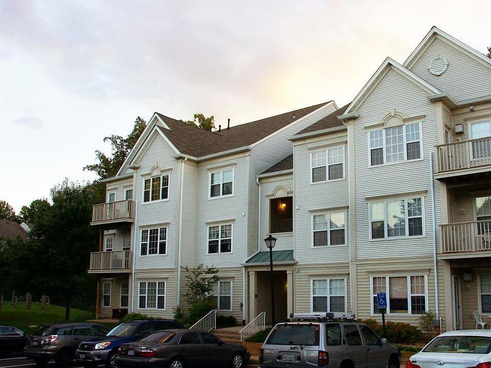 1st image of 4359 Wilson Valley Dr APT 301