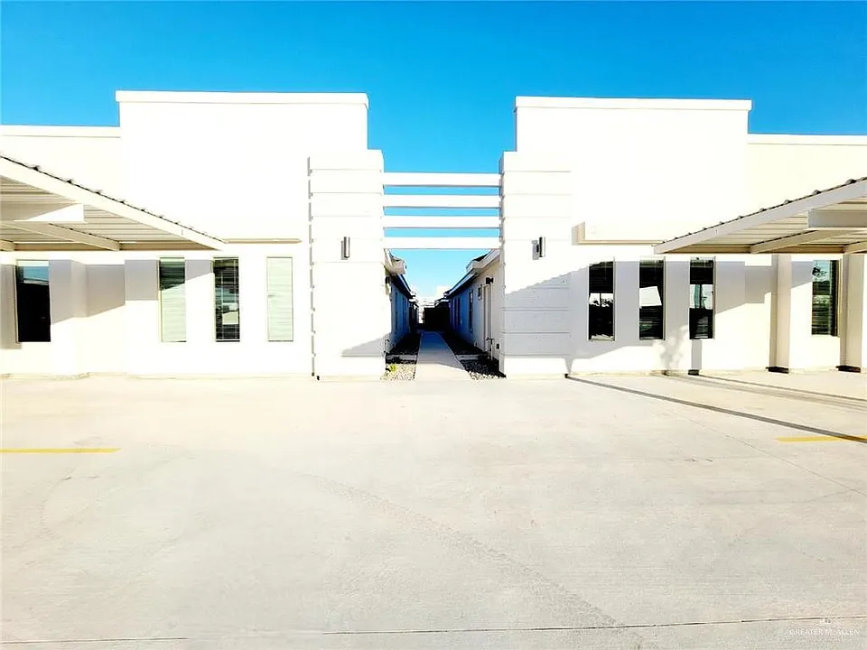 1304 Vani Dr #2