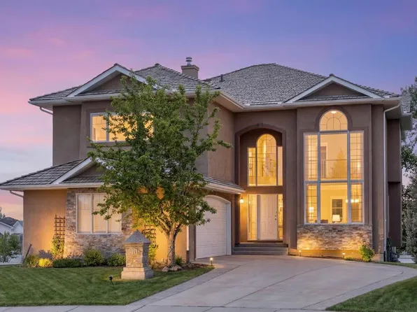 40 E Arbour Estates Grn NW, Calgary, AB T3G 4R7