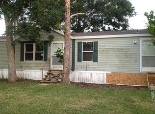 246 Riverside Dr, Palacios, TX 77465