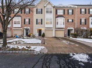 45 Alexandra Ct, Marlton, NJ 08053