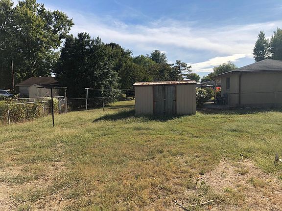 3rd image of 5712 Chestnutwood Way