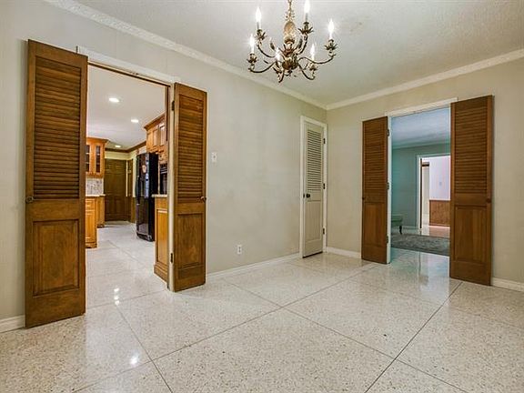 5th image of 9604 Meadowhill Dr