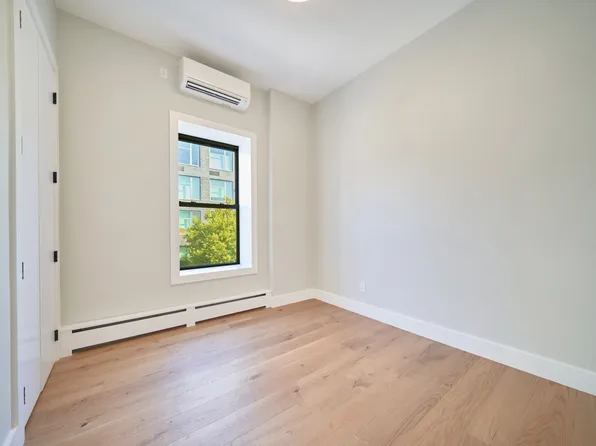 2 Powers Street image 9 of 11