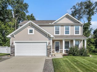 6150 Wood Hollow Ave, Kalamazoo, MI 49009