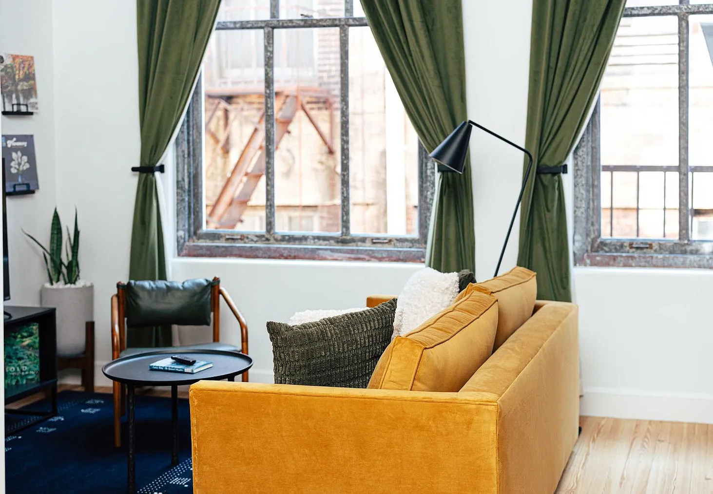 1 bed, 1.0 bath, $2,897 — Photo 1