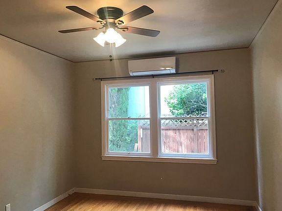 5th image of 2615 Land Park Dr #A