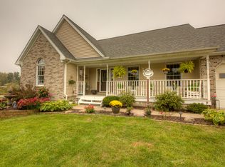 3332 Hillandale Dr, Howell, MI