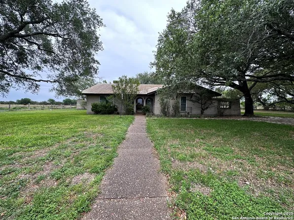 501 FM 888, Mathis 78368