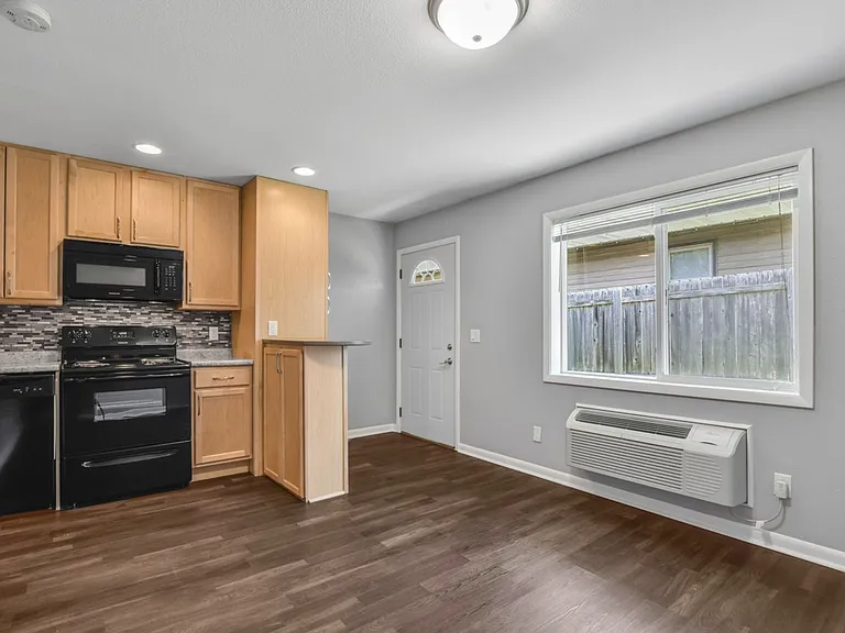 3315 Wells Ave #3325 — Photo 17