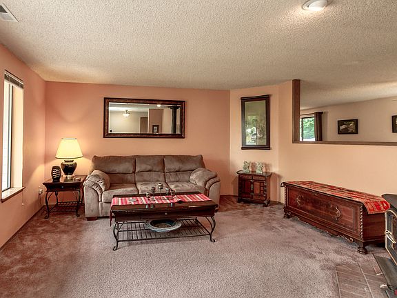 5th image of 12008 220th Avenue Ct E